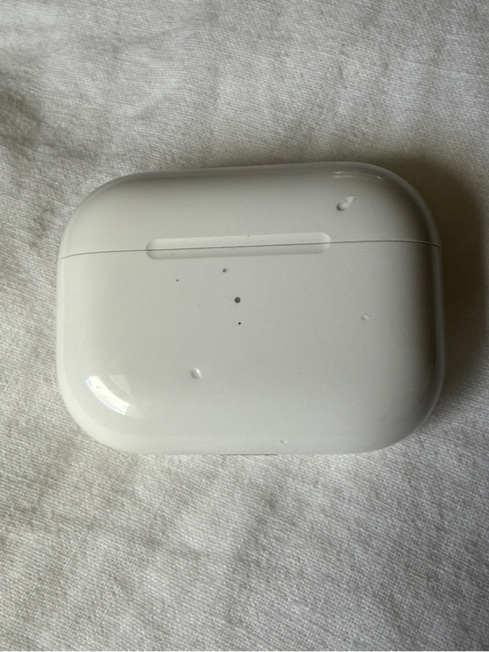 AirPods Pro Case + Right Ear Bud
